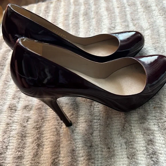Patent Leather Pumps - Picture 9 of 13